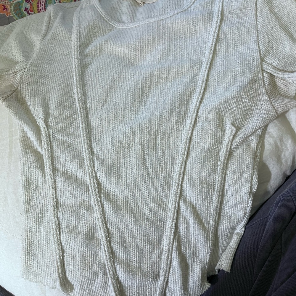 Gilded intent buckle t shirt